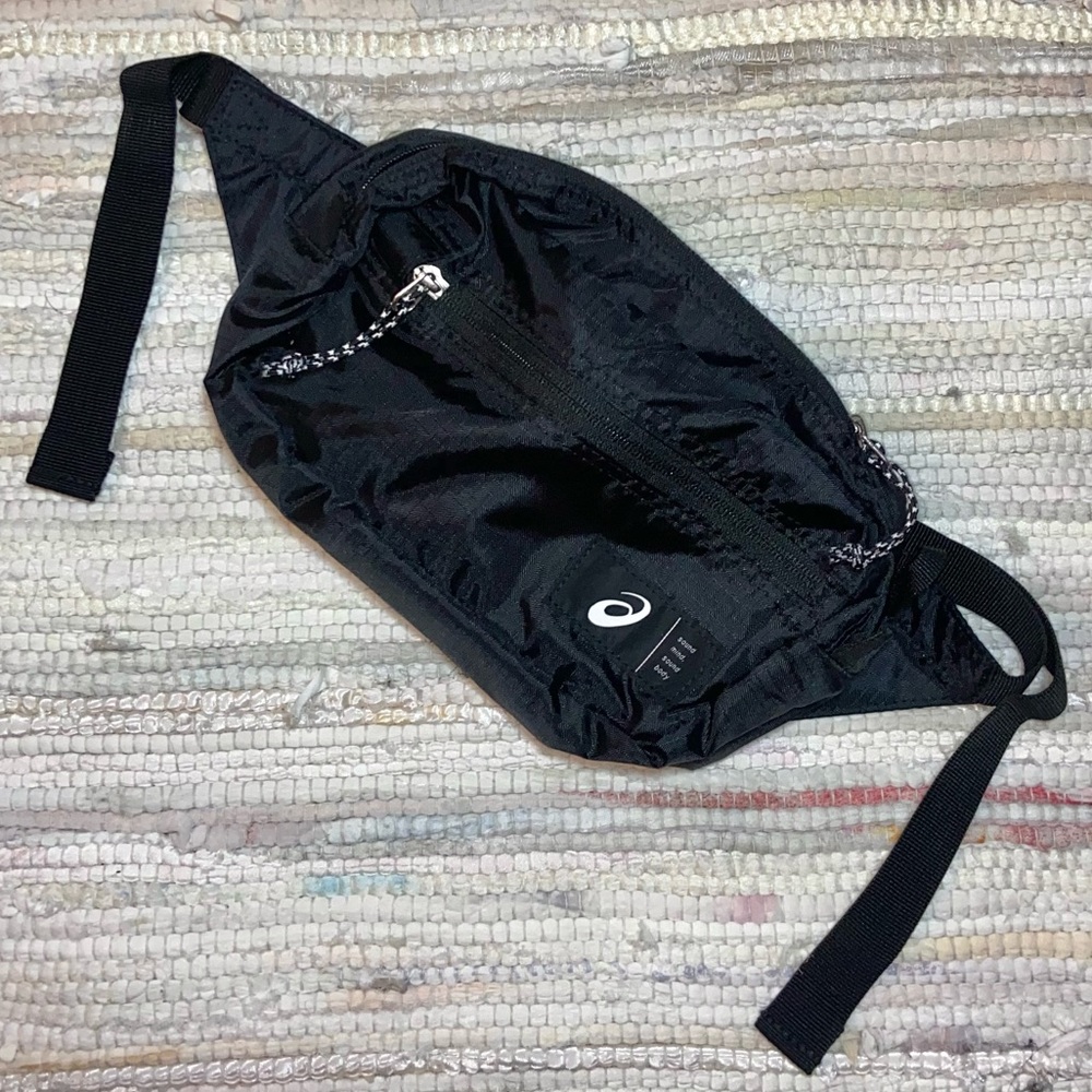 Asics Fanny Pack